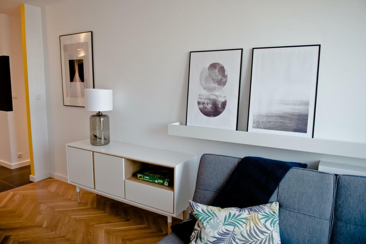 Apartament Chlodna Near To City Center Appartement Warschau Buitenkant foto