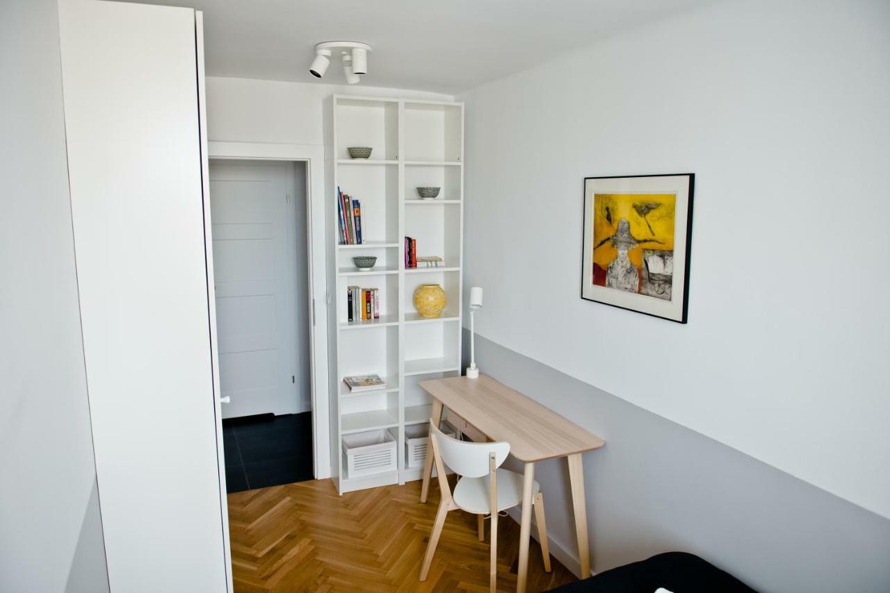 Apartament Chlodna Near To City Center Appartement Warschau Buitenkant foto
